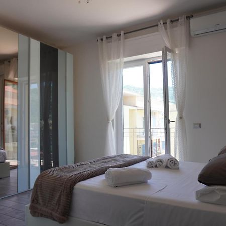 Casa Nelida, Sorrento Centre Apartment ภายนอก รูปภาพ