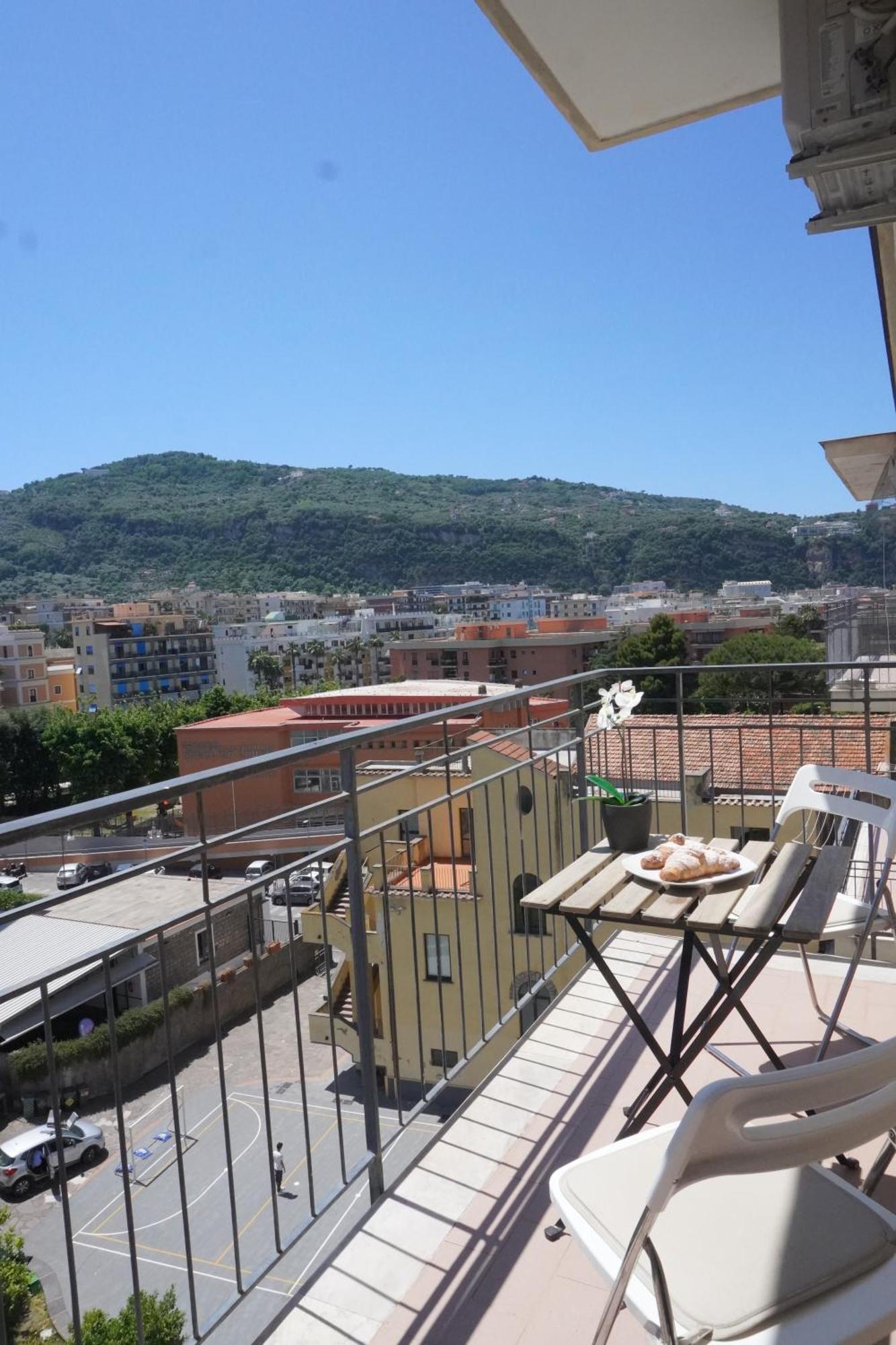 Casa Nelida, Sorrento Centre Apartment ภายนอก รูปภาพ